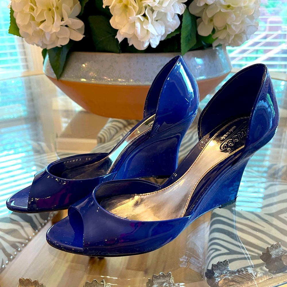 Gucci Blue Patent Leather Wedge Sz 39